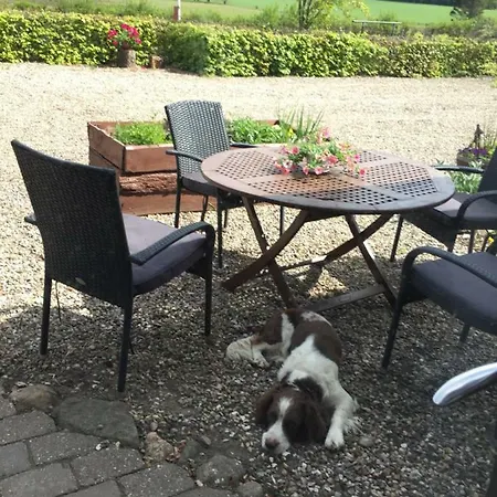 Anesminde Apartment Give